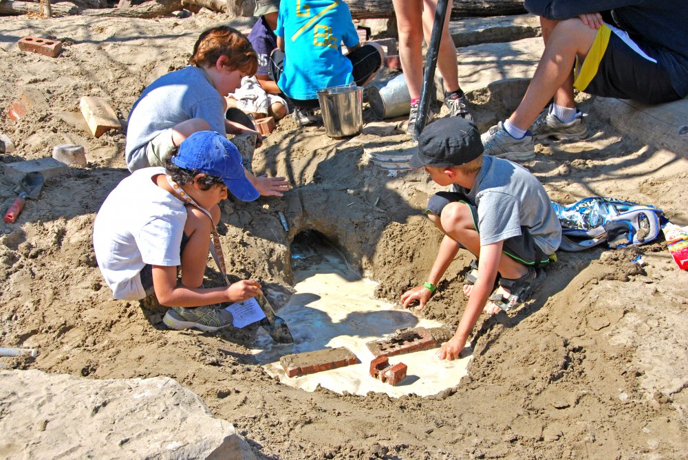 Children's Garden (Photo Credit: Evergreen Brick Works) Children's Garden (Photo Credit: Evergreen Brick Works)